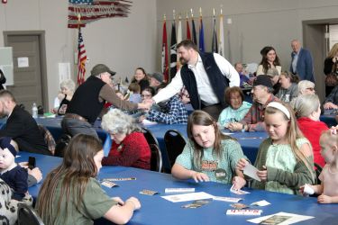 Governor Sanders Backs Ballinger in State Senate Contest